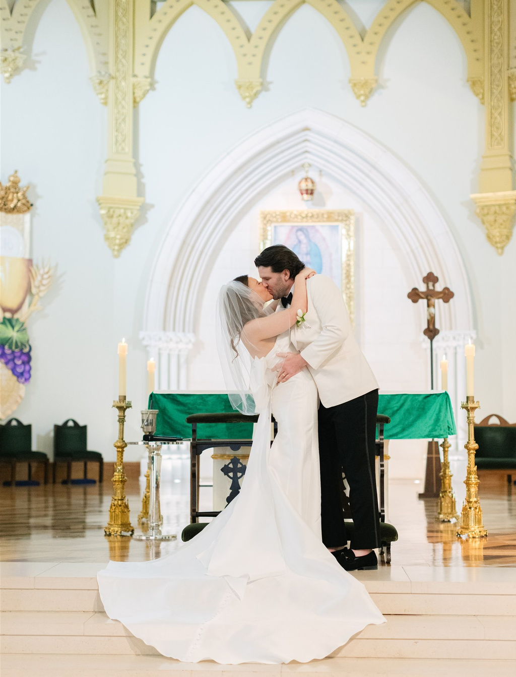 The Artisan Dallas Wedding | Maggie And Jeff