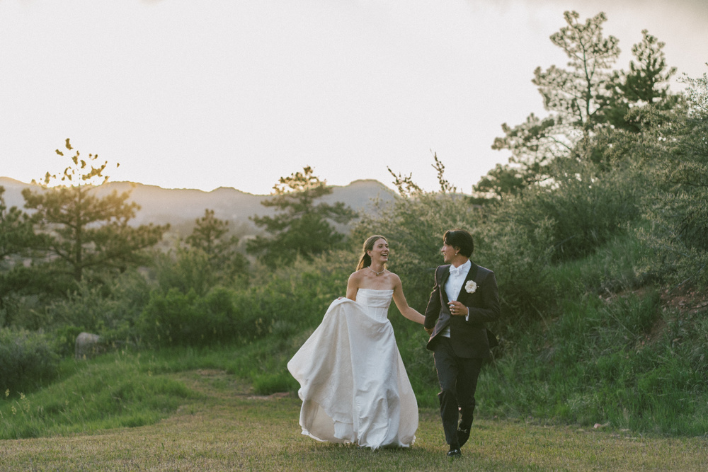 A Colorado Wedding Photographer’s Guide To A Laid-back Wedding Day