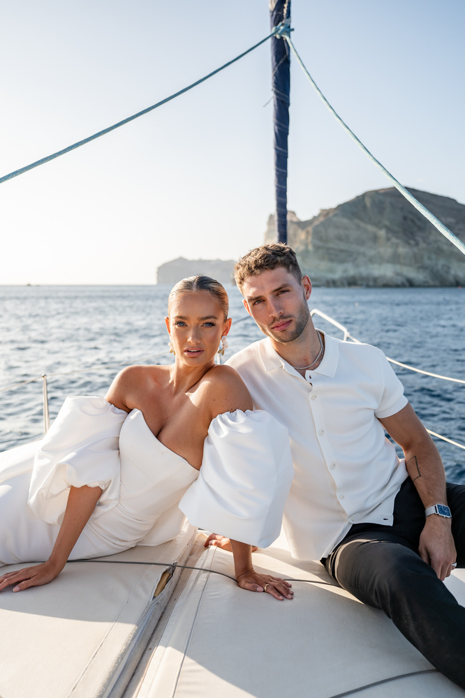 A Luxury 3 Day Santorini Wedding