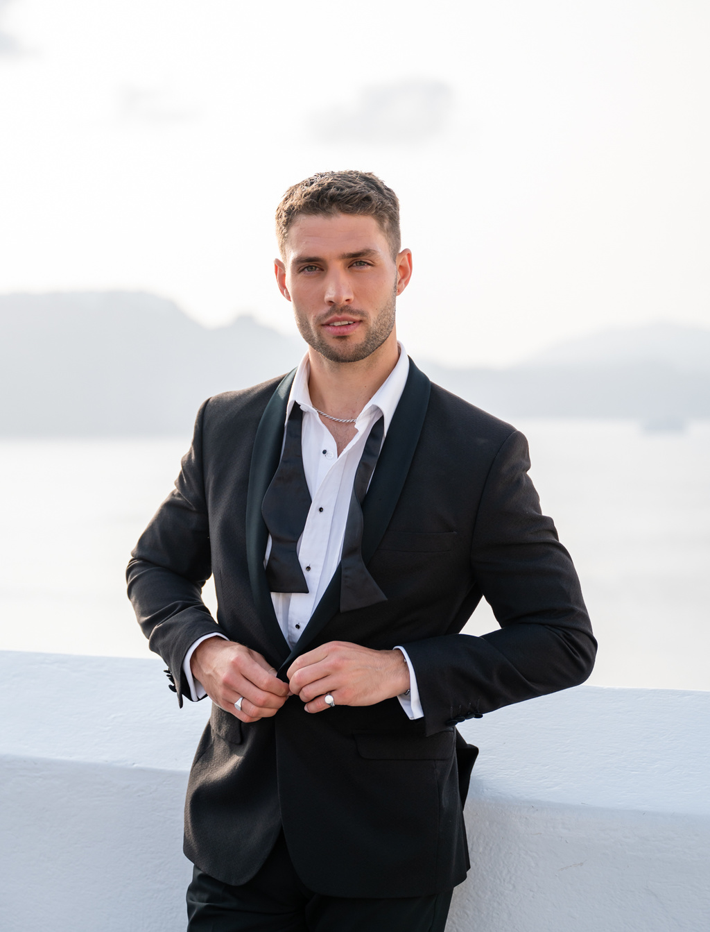 A Luxury 3 Day Santorini Wedding