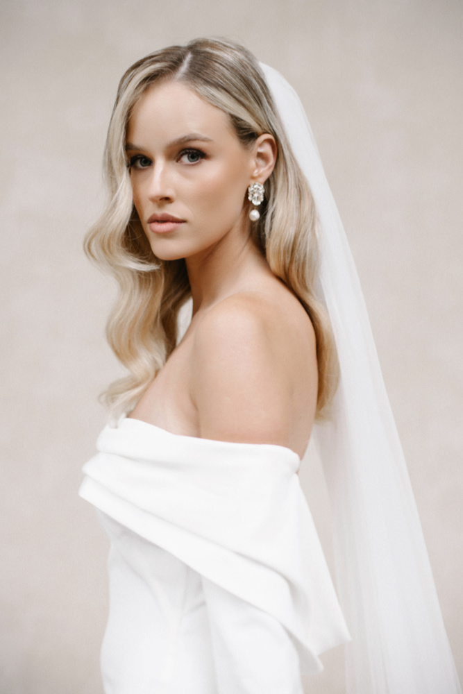 Less Is More: The Ultimate Minimalist Bridal Style Guide