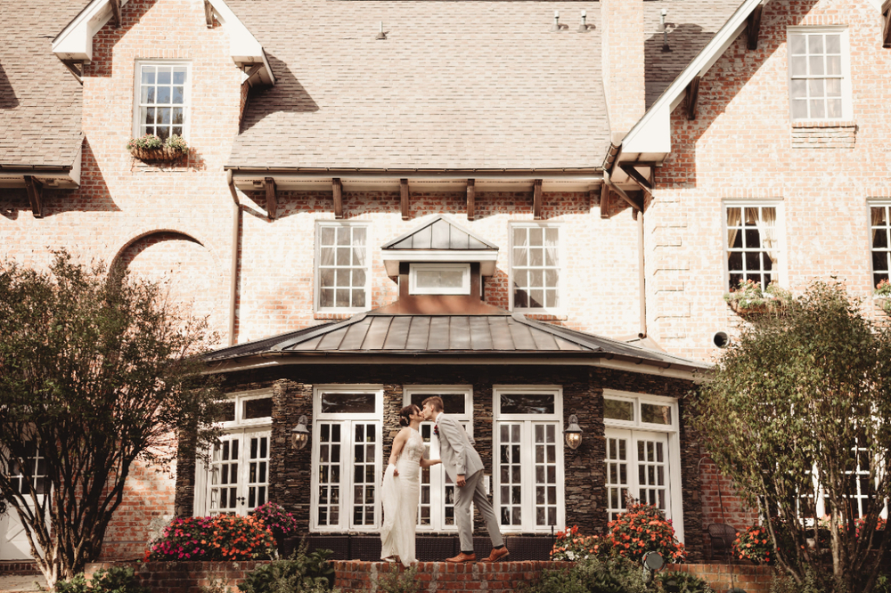 How To Choose Wedding Details That Support Your Overall Vision