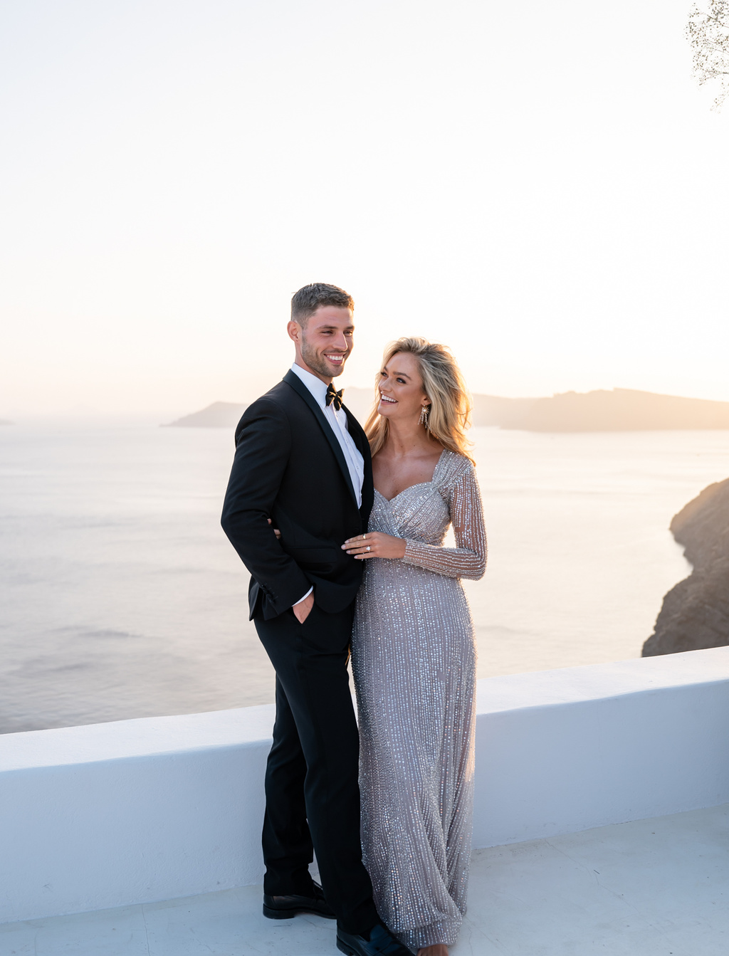 A Luxury 3 Day Santorini Wedding