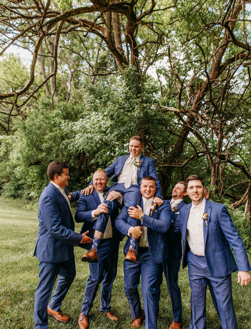 A Colorful Kentucky Farm Wedding