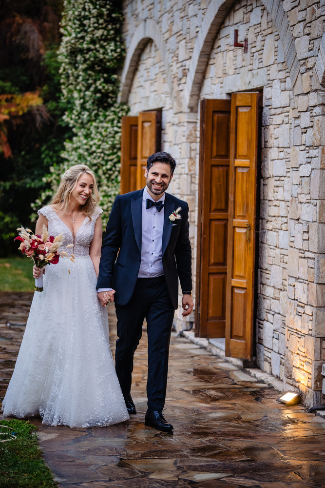 Get In Touch And Book Your Wedding Photographer