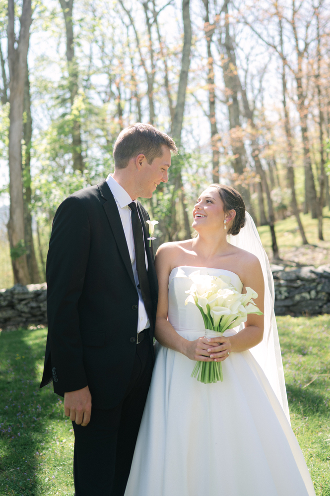 How To Create A Wedding Guest List Without Stress
