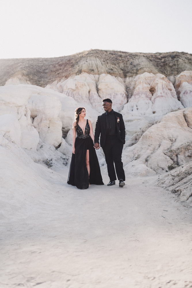 Moody Elopement At Colorado's Paint Mines