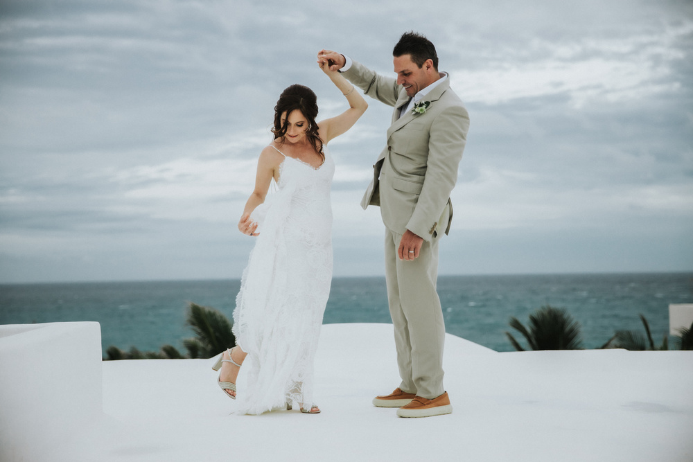 A Blue Ocean Intimate Elopement At Isla Mujeres