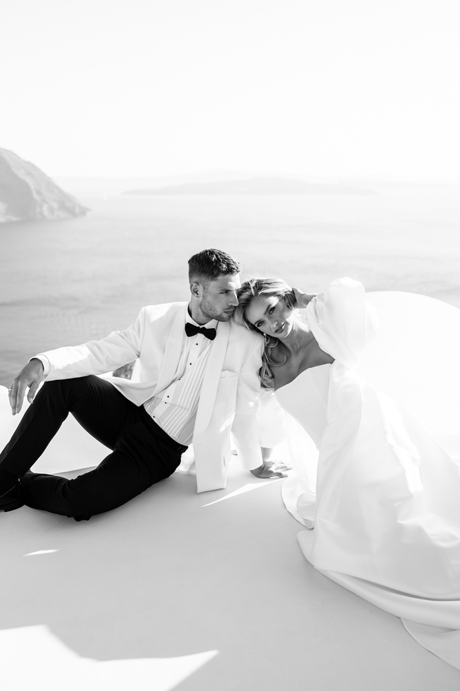 A Luxury 3 Day Santorini Wedding