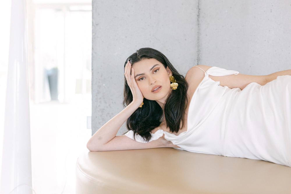 Modern Coastal Elopement In Greece