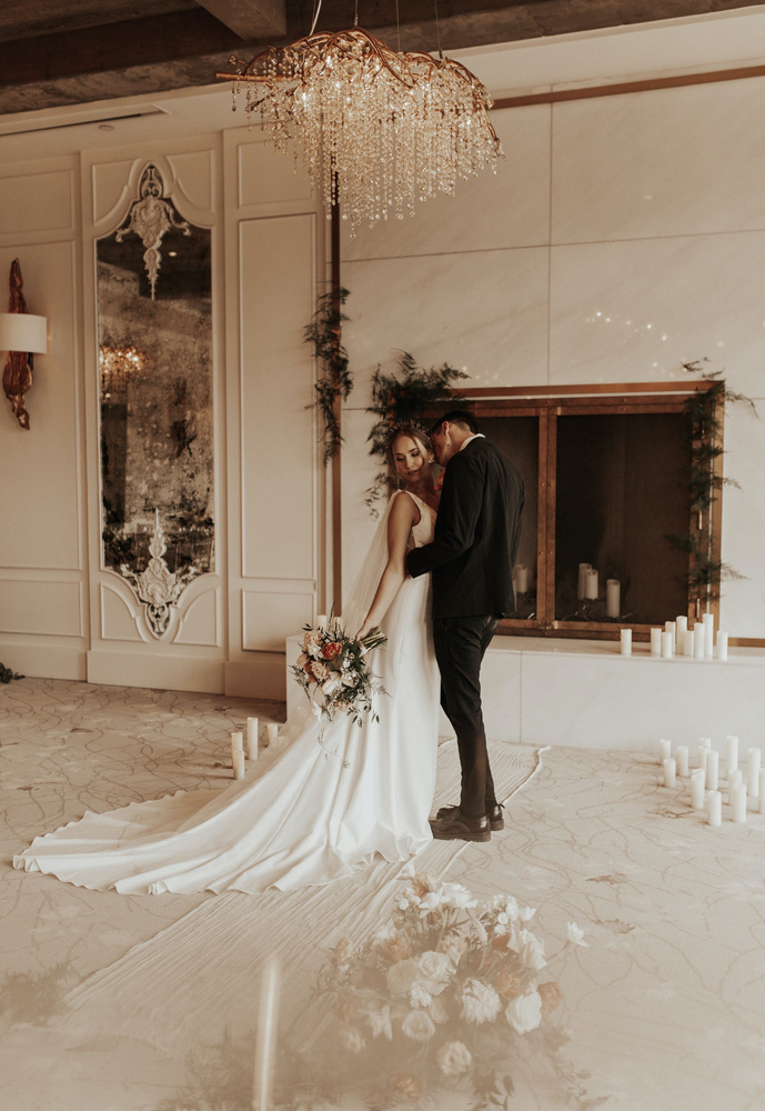 Sleek & Modern Styled Wedding Shoot