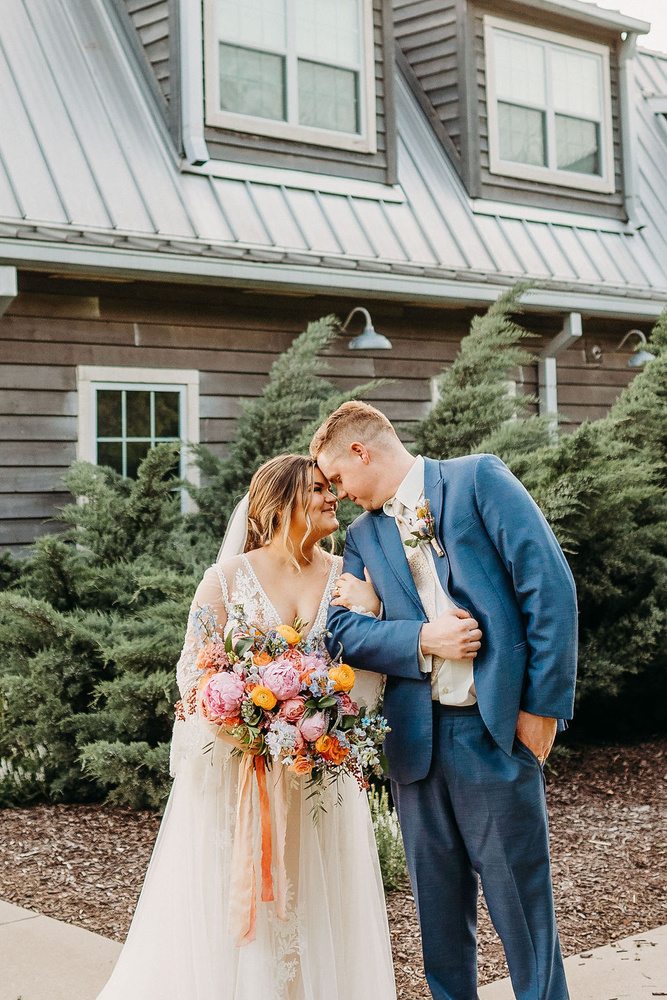A Colorful Kentucky Farm Wedding