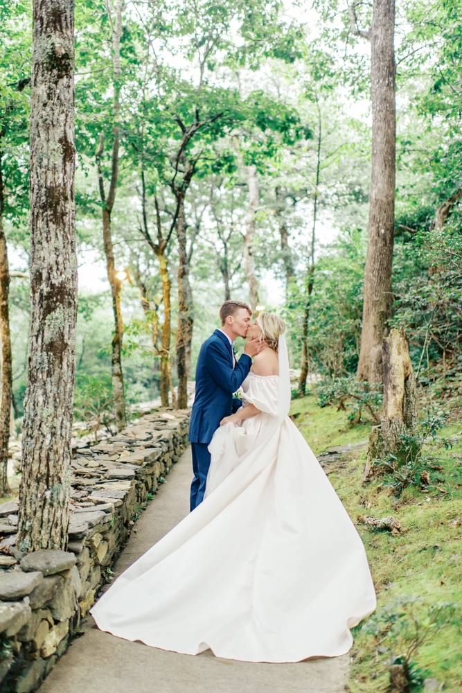 Why Meaningful Weddings Often Feel Simple And Personal