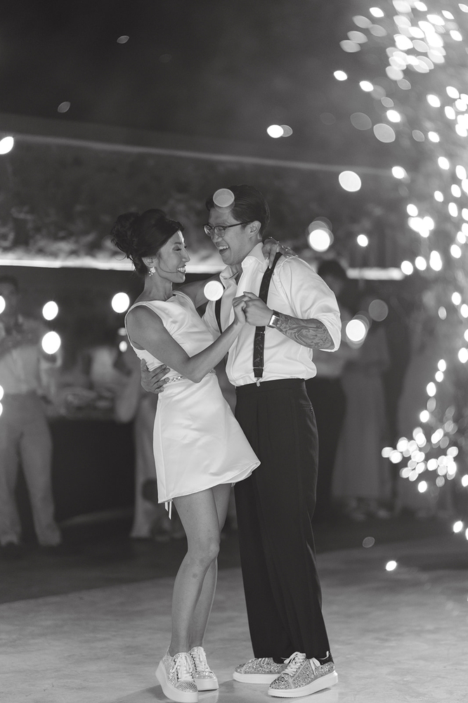 A Santorini Love Story At Cavo Ventus