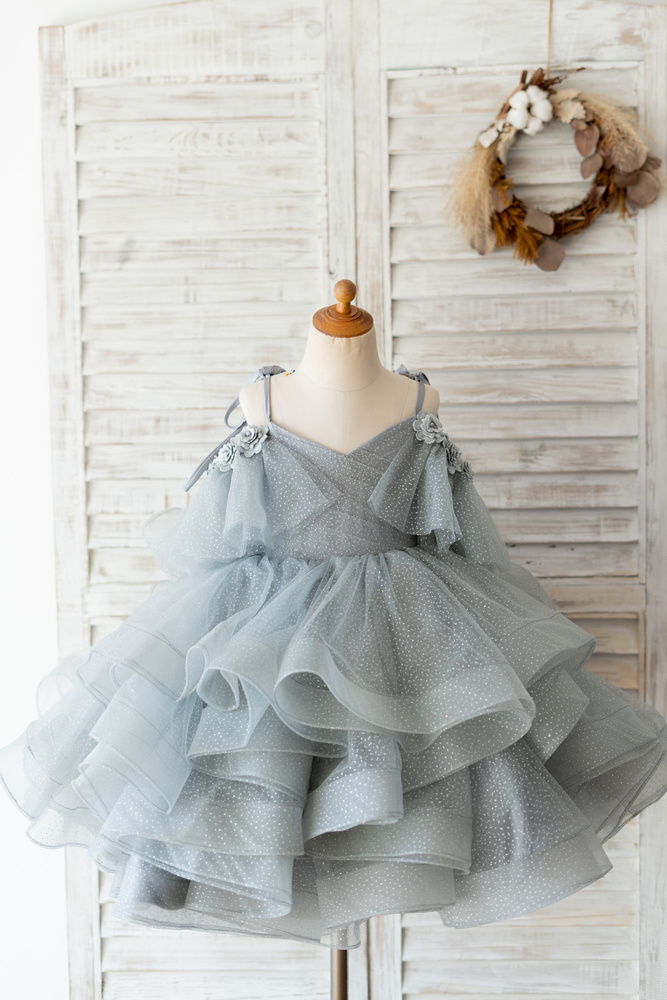 What Fabric Should You Choose For Your Flower Girl Dress?