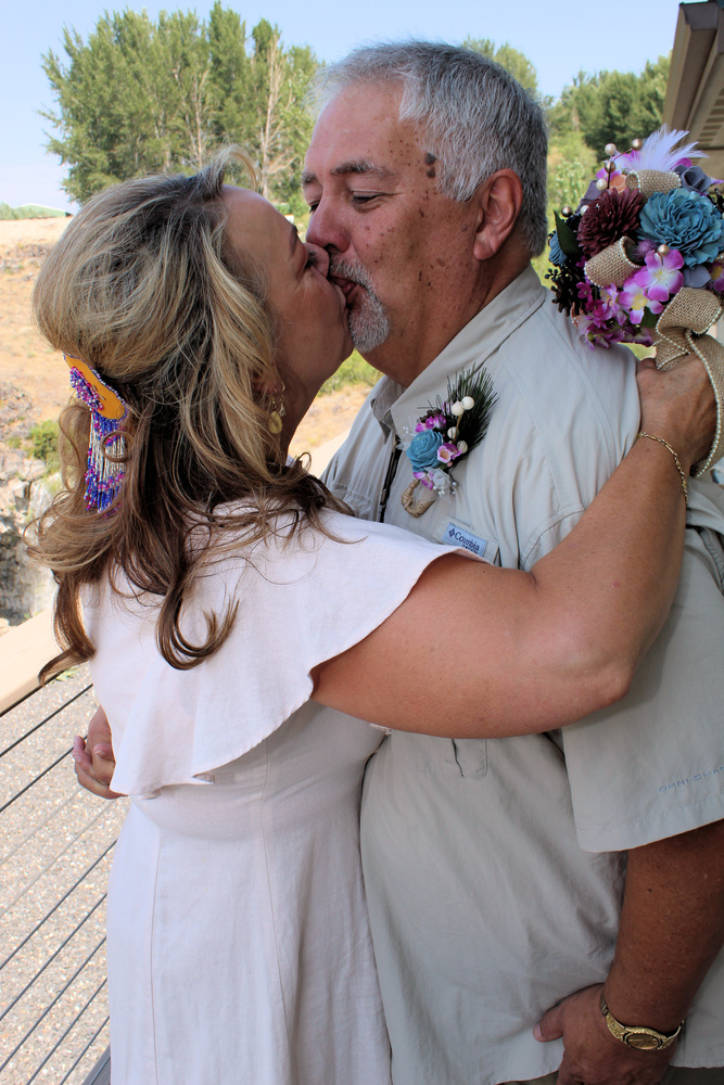 Rural Hill Top Wedding Melba Idaho