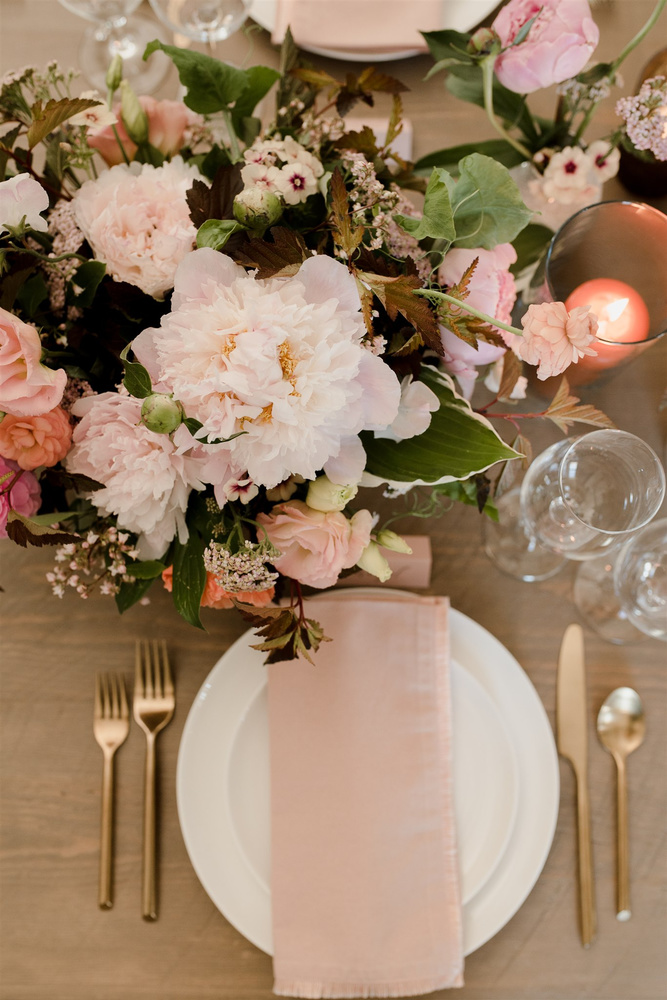 Earthy And Fresh Early Summer Barn Wedding
