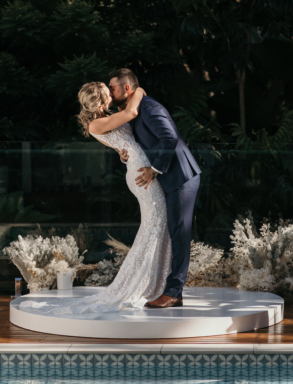 A Dreamy Poolside Elopement