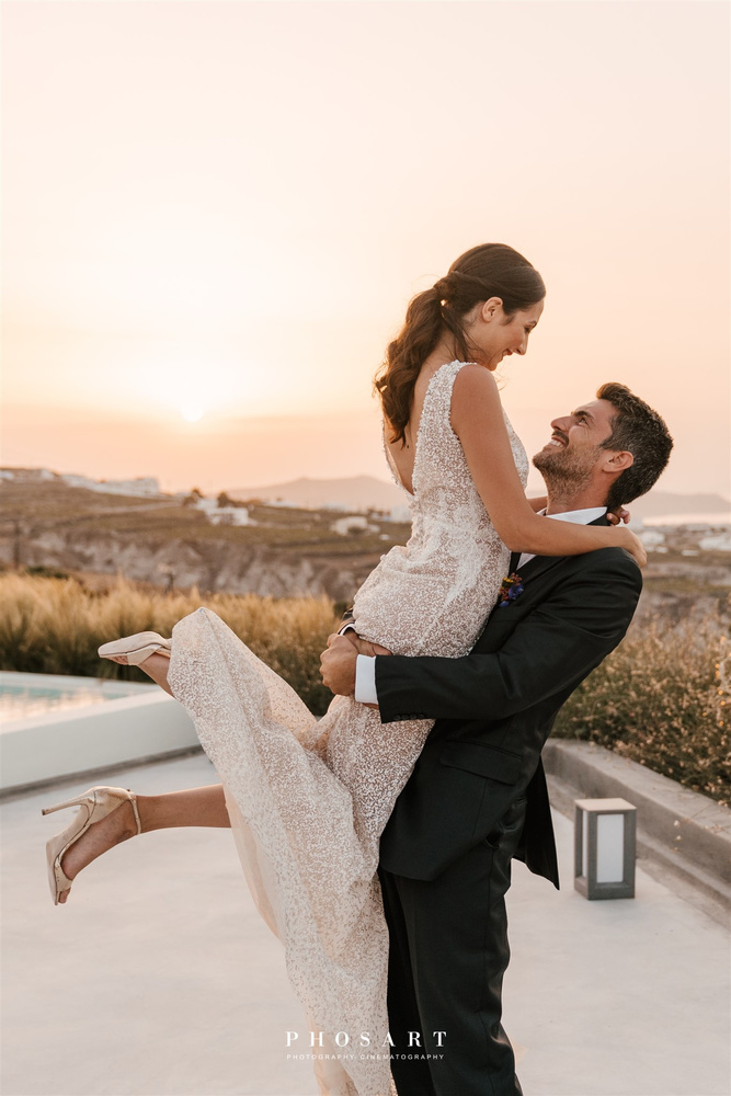 Bright, Bold, And Romantic Elopement In Santorini