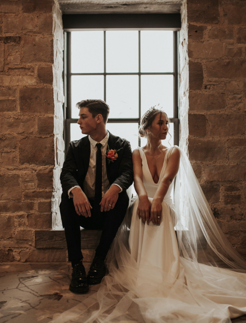 Sleek & Modern Styled Wedding Shoot