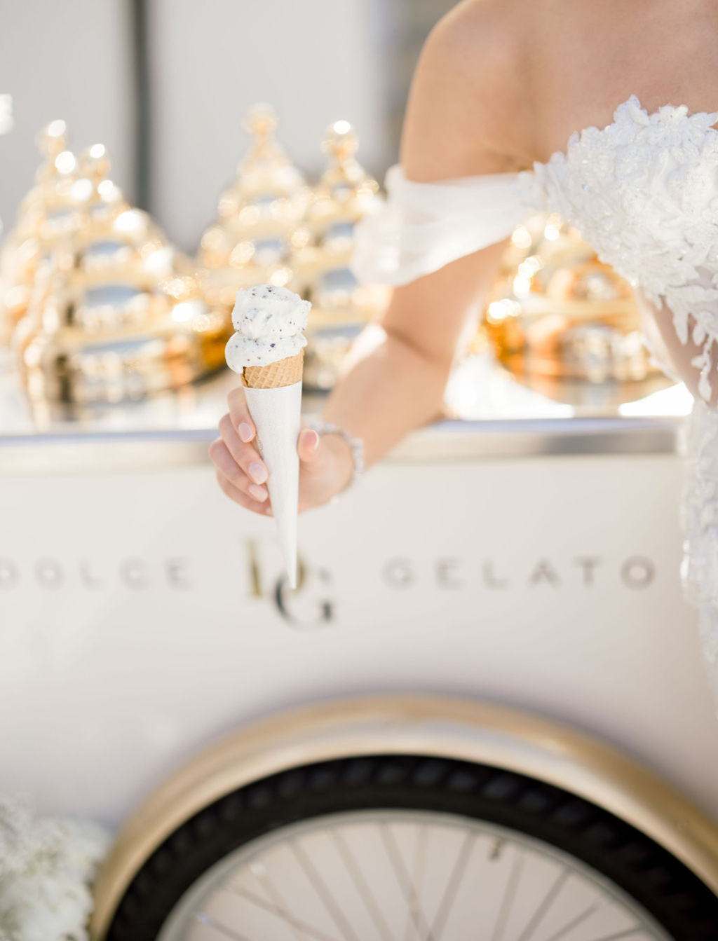 Tuscan Romance Meets Gatsby Styled Shoot