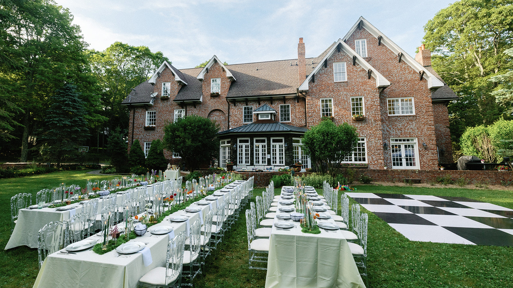 The Best Way To Prioritize Your Wedding Planning Decisions