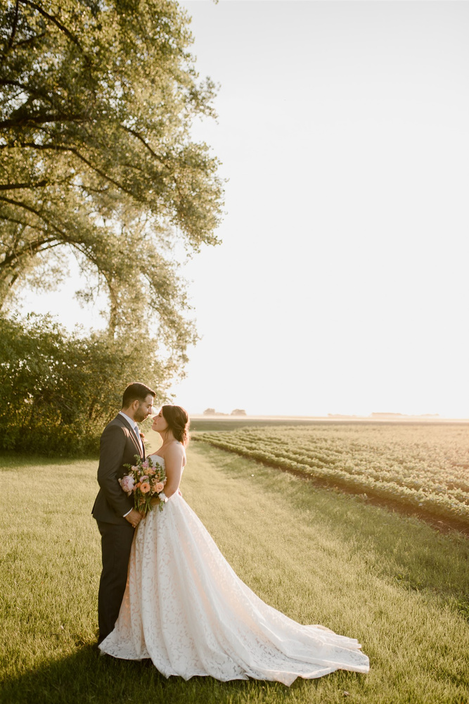 Earthy And Fresh Early Summer Barn Wedding