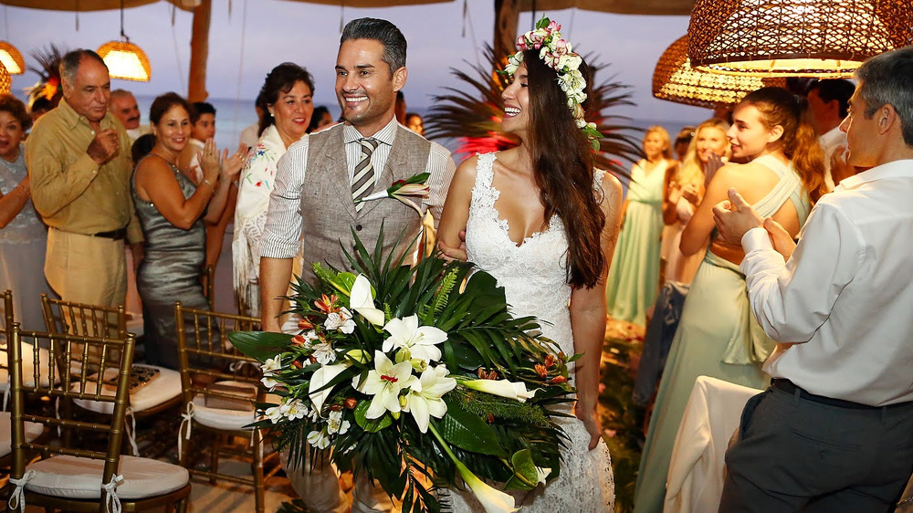 Beach Glam Wedding In Riviera Maya