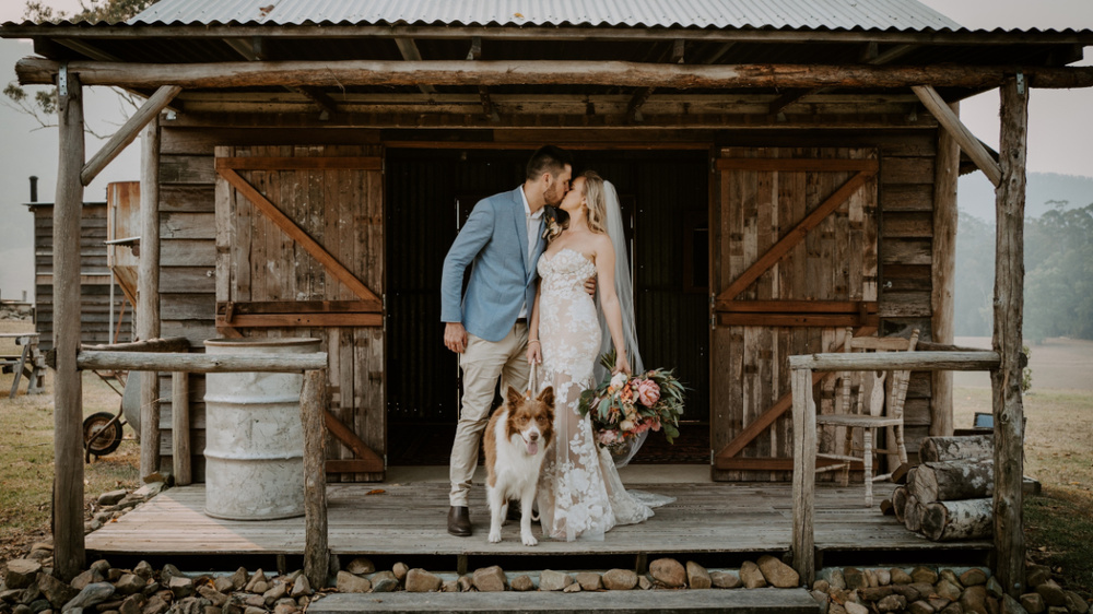 Australian Micro-wedding In The Hinterland Countryside