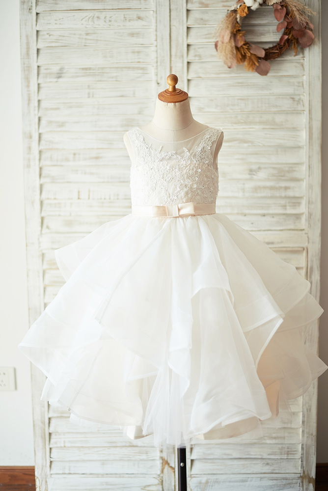 Best 8 Ivory Flower Girl Dresses With Bows For 2021