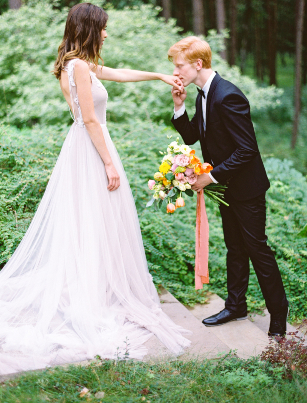 Vibrant Tones Elegant Wedding Inspiration
