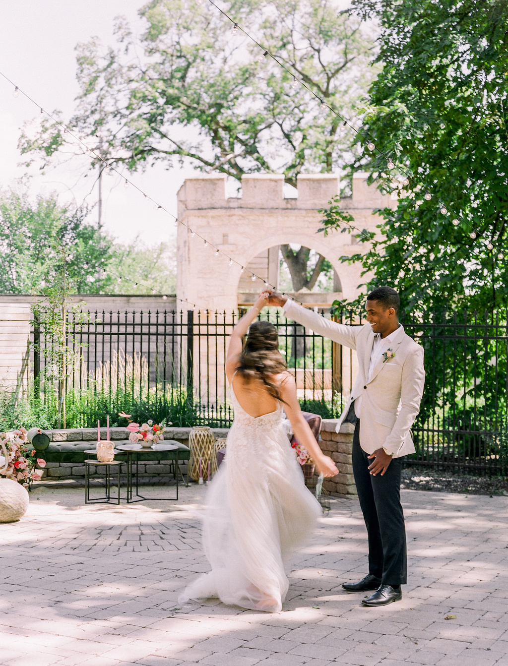 Mod Summer Wedding Inspiration At Bonnycastle Garden