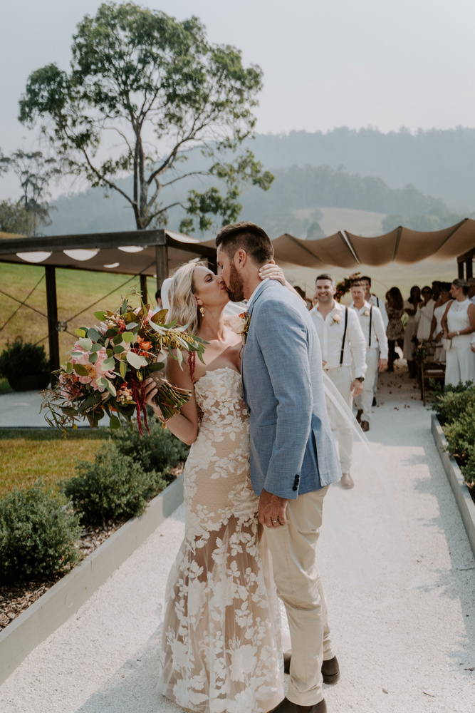 Australian Micro-wedding In The Hinterland Countryside
