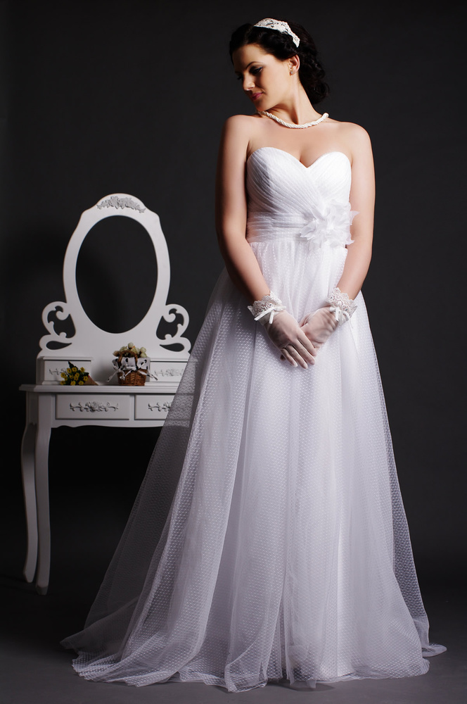 Affordable Wedding Dress Ideas For Destination Wedding