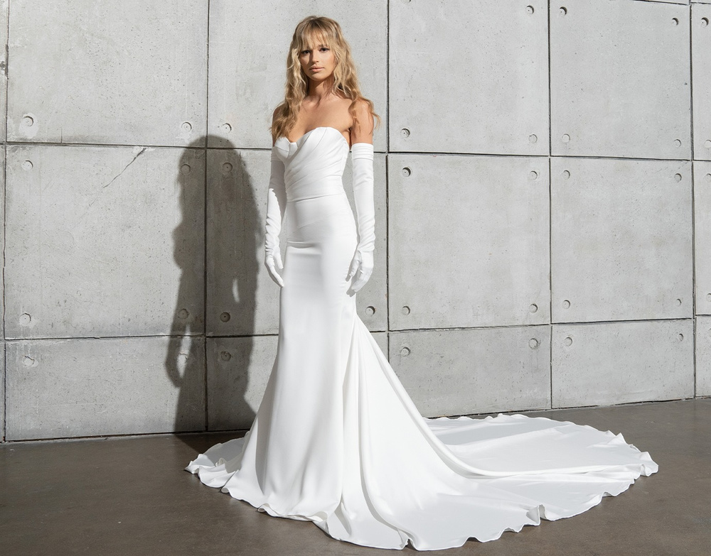 Bridal Trunk Shows: What To Expect