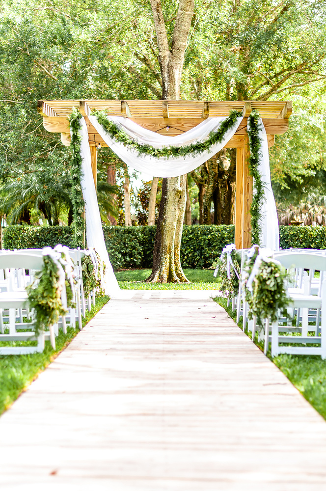 Elegant And Rustic Outdoor Wedding Ceremony Inspiration At Magnolia Manor In South Florida