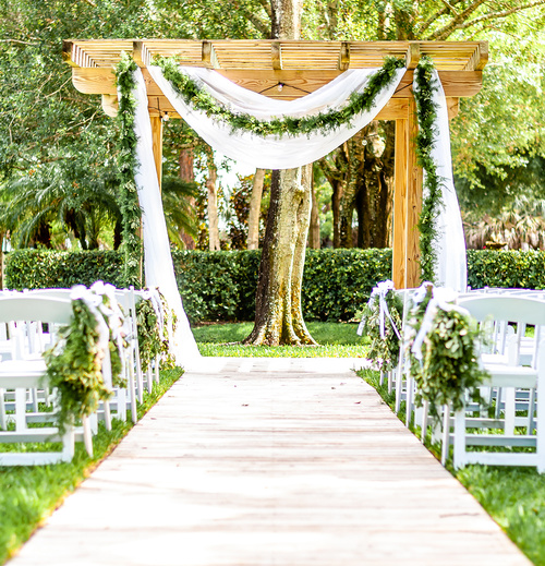 Elegant And Rustic Outdoor Wedding Ceremony Inspiration At Magnolia Manor In South Florida