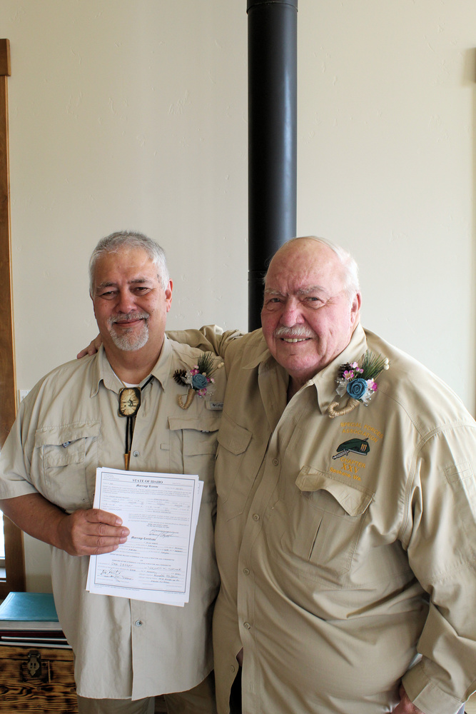 Rural Hill Top Wedding Melba Idaho