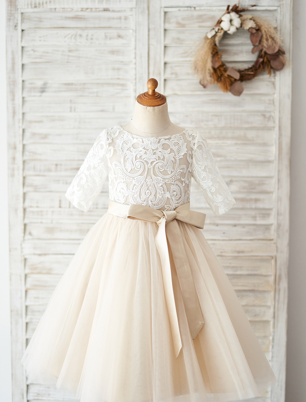 Adorable Short-sleeve Flower Girl Dresses For Every Season