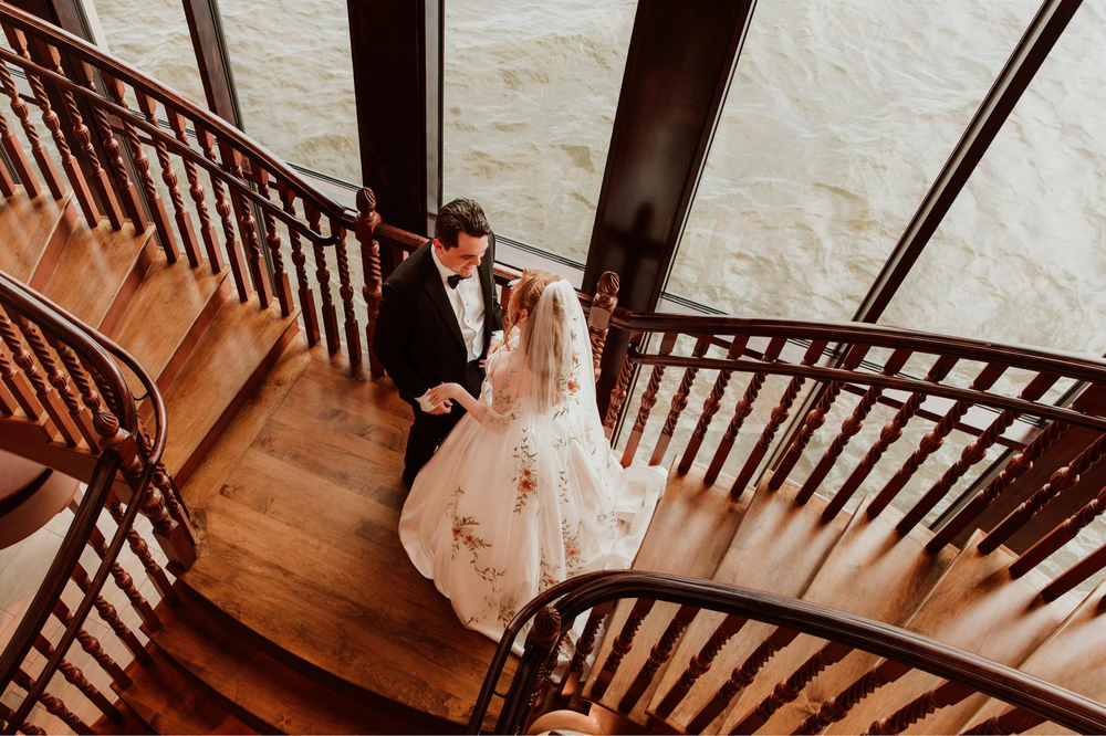 Lakeside Elegance: Samantha & Addison’s Unforgettable Day At Tavares Pavilion