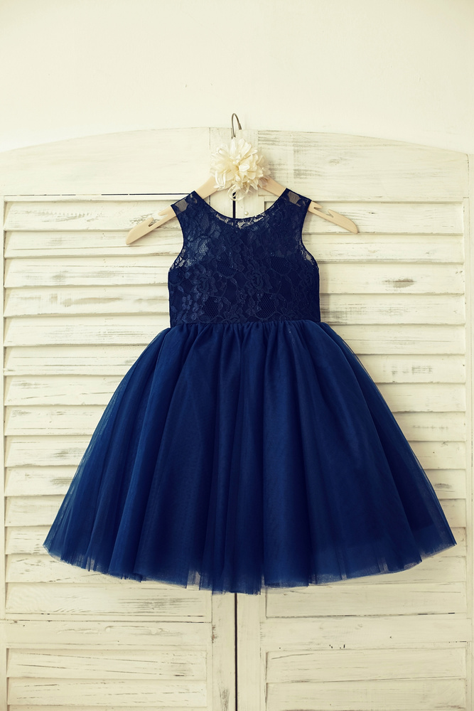 Adorable Flower Girl Dresses For Casual Backyard Wedding