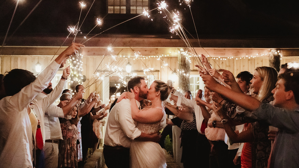 How To Prepare Guests For An Outdoor Wedding Event