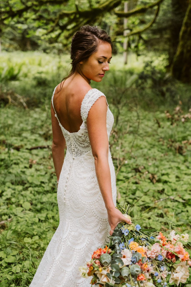 5 Lace Wedding Dresses You Can Try On At Home!