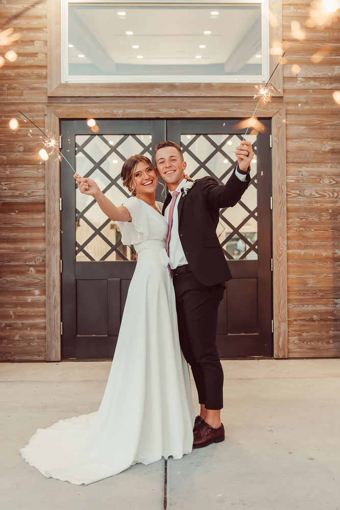 How To Choose The Correct Length For Wedding Sparklers