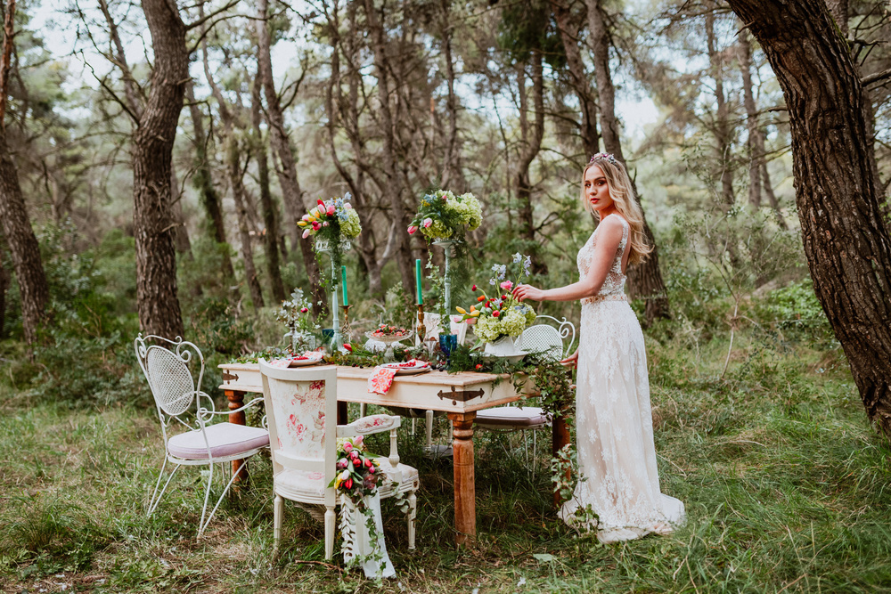 Inspirational Wedding Ideas | You’ll Love This Hidden Forest Wedding
