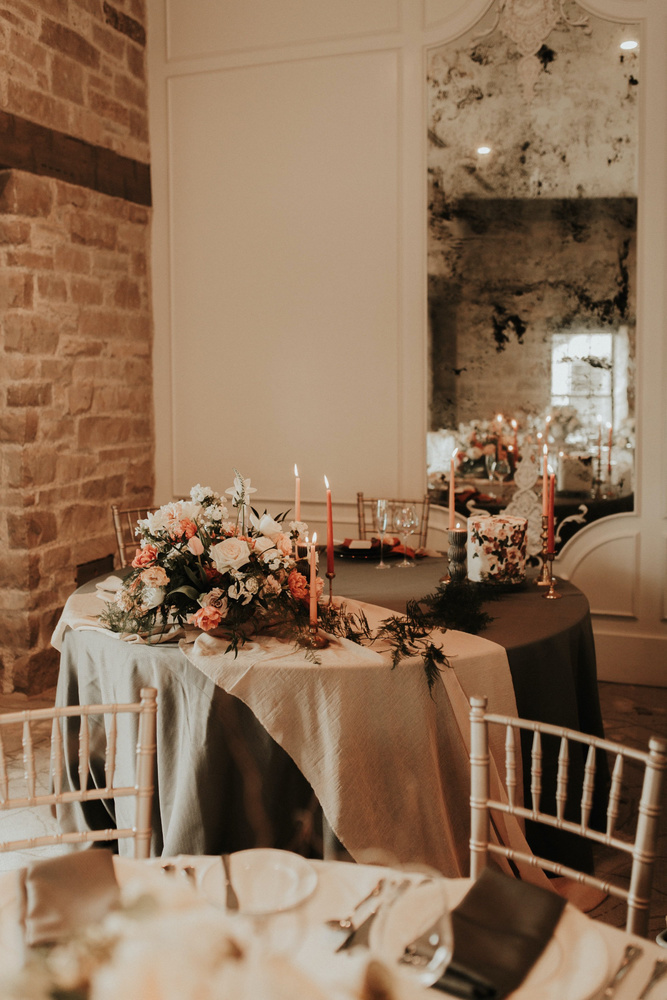 Sleek & Modern Styled Wedding Shoot