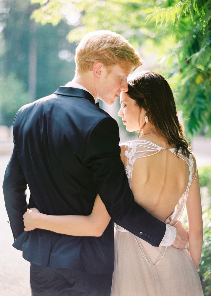 Vibrant Tones Elegant Wedding Inspiration