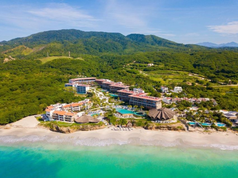 10 Amazing Destination Wedding Packages Under $20,000