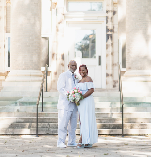 Intimate Wedding In Brunswick, Georgia Glynn County Courthouse