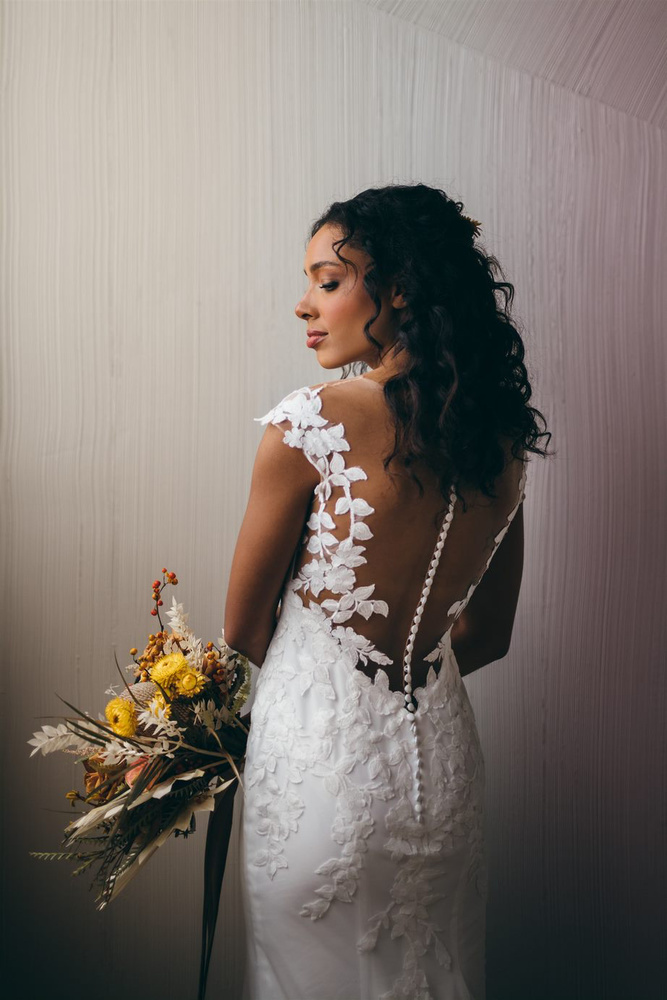 5 Lace Wedding Dresses You Can Try On At Home!